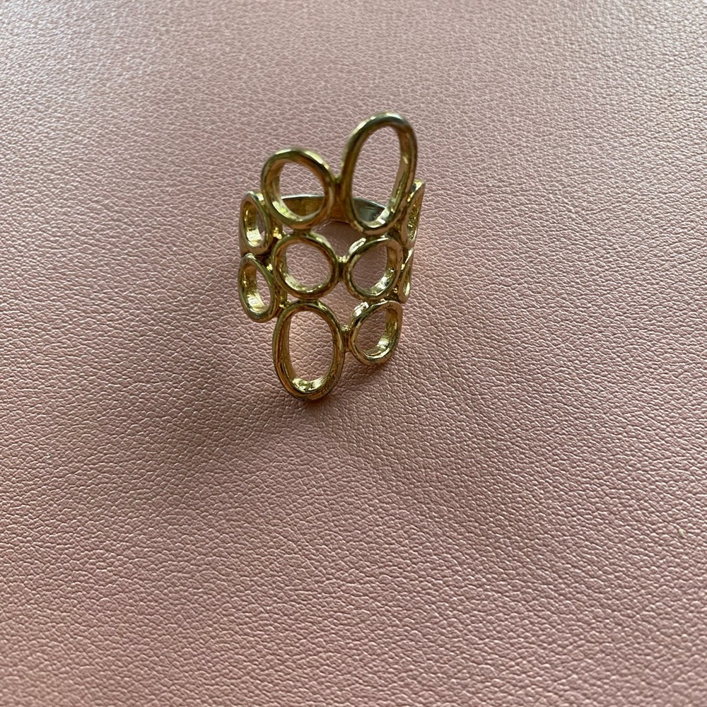 Elegant Gold Ring